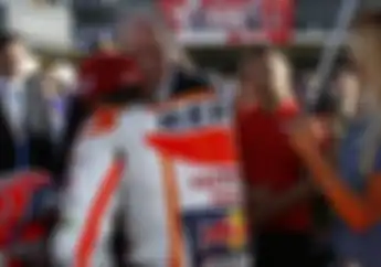Siapa yang Akan Didekati Raja Spanyol di Garis Start MotoGP Valencia Minggu Depan? Seperti Marc Marquez di MotoGP Valencia 2015