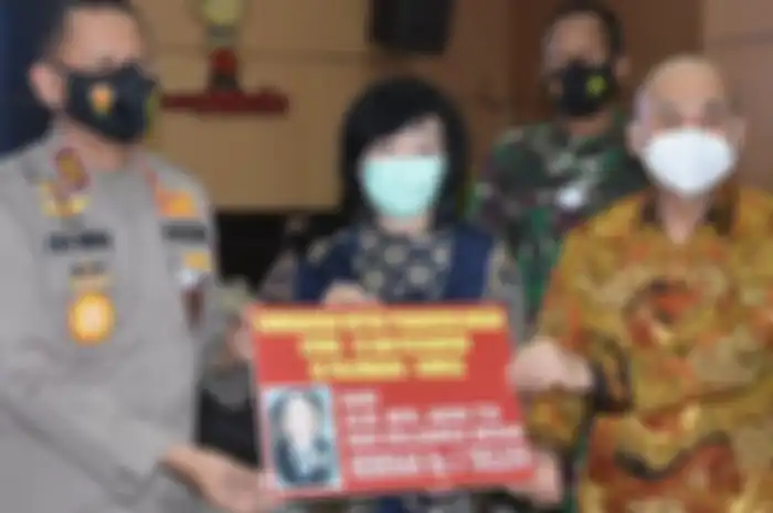 Hotman Paris pun sampai dibuat penasaran, dokter keluarga Akidi Tio ungkap bentuk sumbangan Rp 2 triliun yang diberikan ke warga Sumsel.
