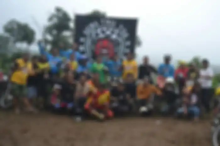 Panitia Geng Tril Tua Majalengka dan peserta dari Jakarta