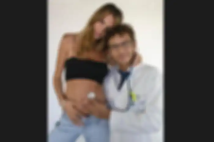 Valentino Rossi mengabarkan Francesca Sofia Novello sedang hamil anak perempuan mereka