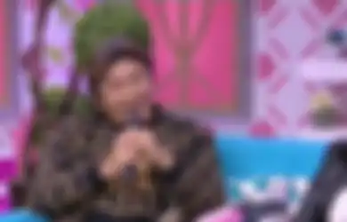 Rela Sungkem di Kaki Mantan Suami dan Minta Baikan, Betharia Sonata Ungkap Alasannya Betah Menjanda Usai 18 Tahun Bercerai dari Willy Dozan