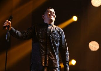 Alasan Kamu Harus Nonton Konser Tulus, Sekali Seumur Hidup