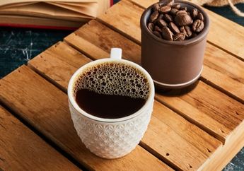 Kupas Tuntas Aturan Minum Kopi Saat Menyusui, Tenang Masih Boleh Kok Asal Tahu Hal Ini!