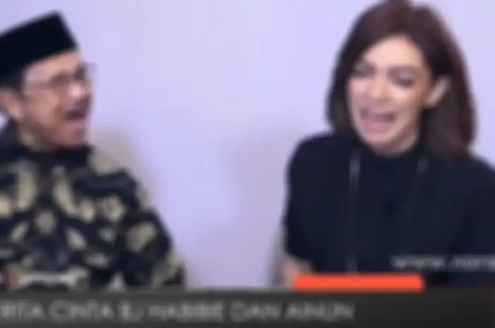 BJ Habibie dan Najwa Shihab Sama-sama Tertawa Lebar saat Mengenang Awal Perjalanan Cinta Habibie dan Ainun