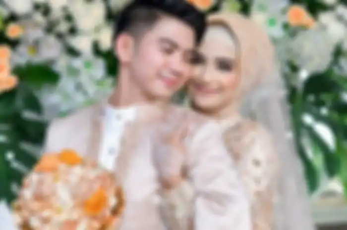 Rizki DA dan istrinya Nadya Mustika