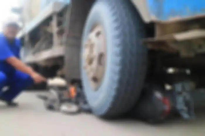 Kecelakaan maut terjadi di Jalan PM Noor, Sempaja, Samarinda Utara. Satu korban tewas di tempat, sedangkan korban lainnya kritis, saat ini tengah menjalani perawatan di RSUD AW Syahranie, Kamis (23/5/2019). 