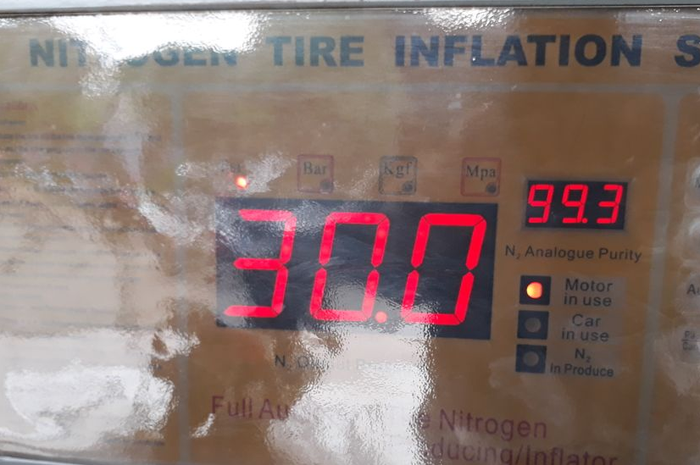 Pakai nitrogen di ban perlukah dikuras?