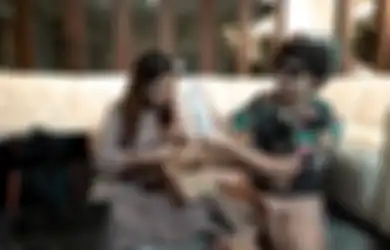Ejek Kondisi Kamera Vlog Aurel, Atta Halilintar Belanja Alat Foto Video Ratusan Juta, Deddy Corbuzier Malah Beri Pesan Menohok: Kualitas Konten Bukan dari Kamera Bagus