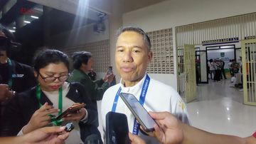 Sekjen PSSI, Yunus Nusi, saat memberikan keterangan kepada awak media seusai final Championship 2025/2026, di Stadion Maguwoharjo, Sleman, Sabtu (9/5/2026).