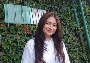 Nathalie Holscher Tanggapi Soal sang Adik yang Diduga Perang Sindiran dengan Putri Delina