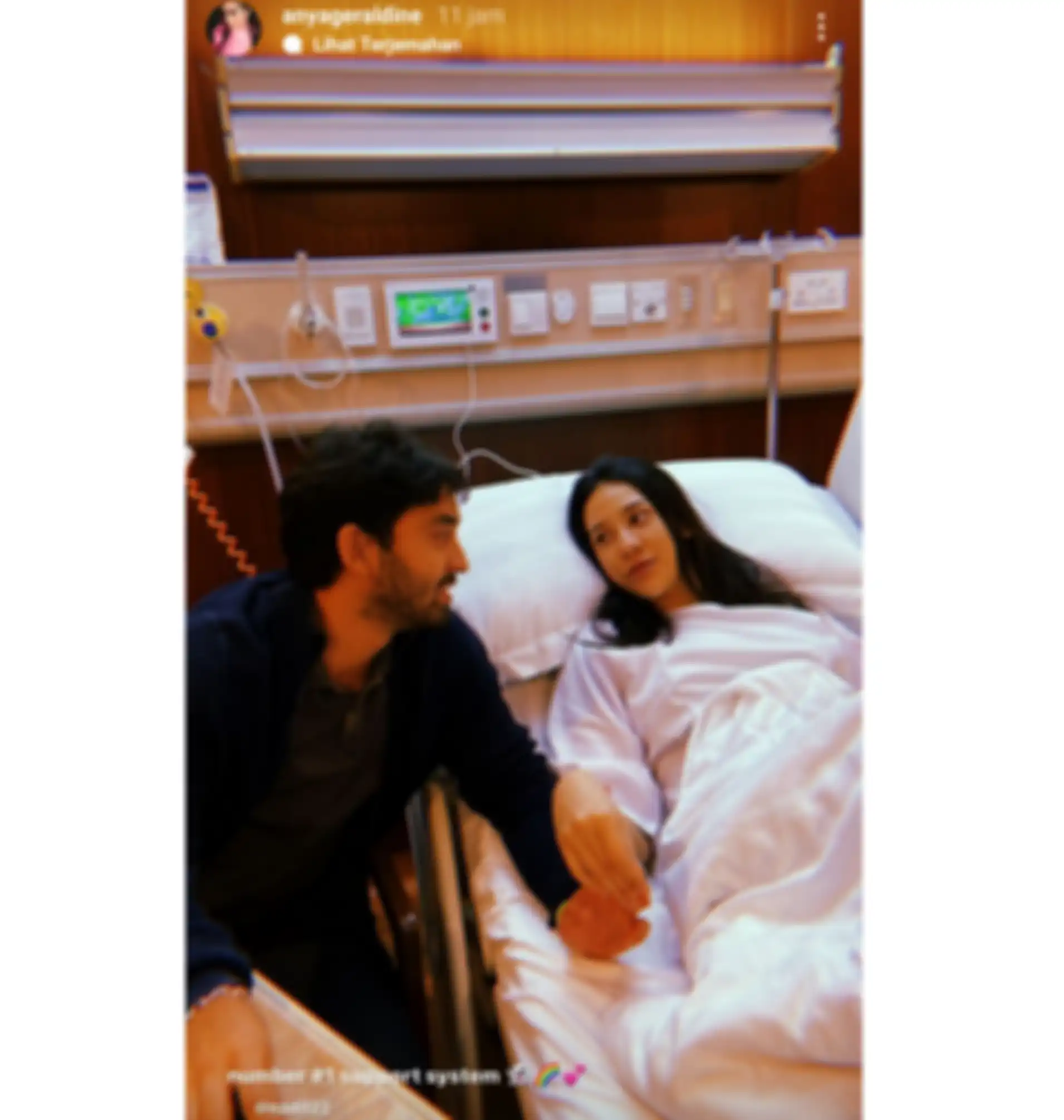 Nadif Zahiruddin setia menemani Anya Geraldine di rumah sakit