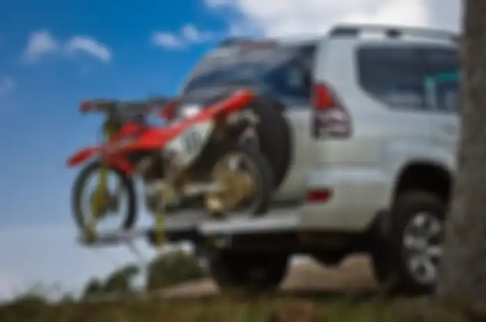 Ilustrasi towing motor trail