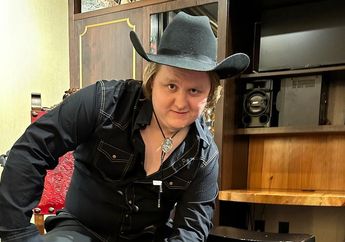 Lagu Baru Lewis Capaldi, Ini Lirik Strangers yang Bikin Mewek, Wajib Masuk Playlist