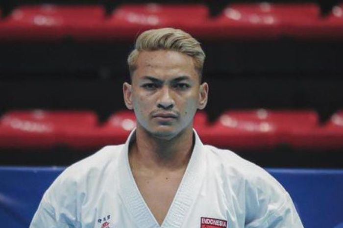 Karateka Indonesia, Ahmad Zigi Zaresta, sumbang medali emas keenam untuk Indonesia di nomor kata perorangan putra pada SEA Games 2023