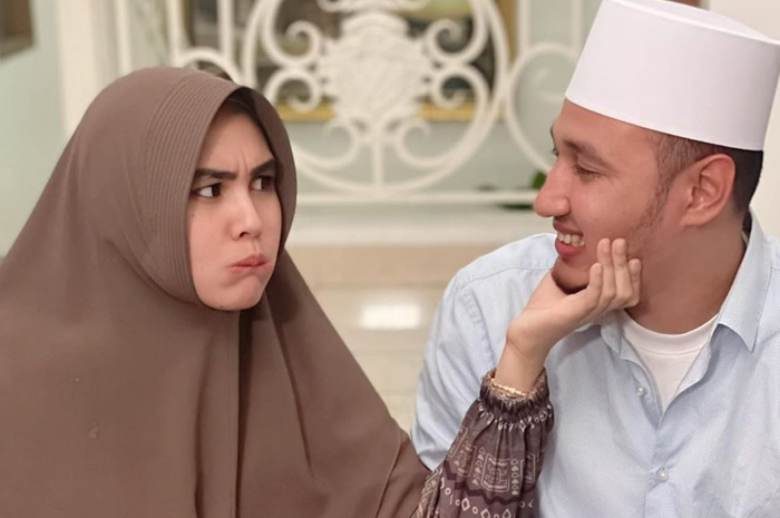 Kartika Putri dan Habib Usman