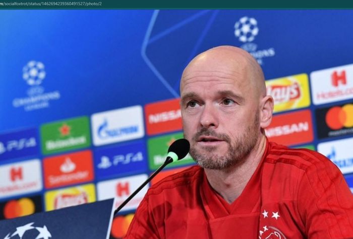 Pelatih Ajax, Erik ten Hag.