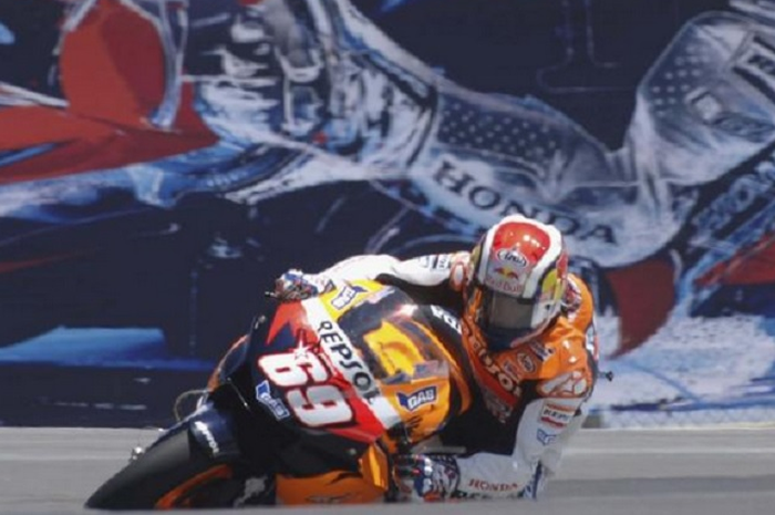 Nicky Hayden di sirkuit Laguna Seca, Amerika