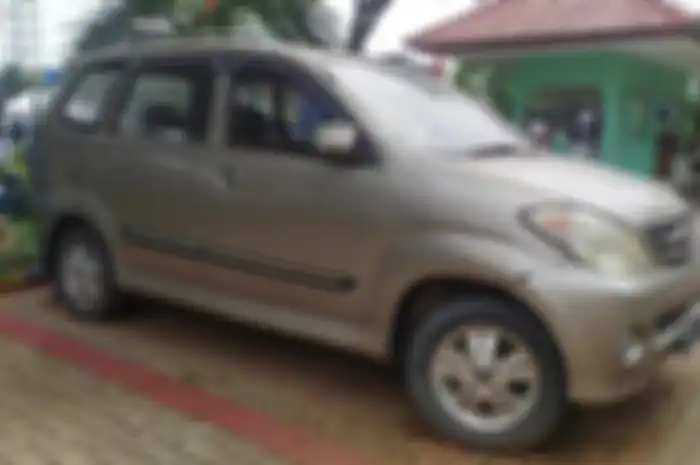Muat 4 orang bisa bawa barang anti kehujanan