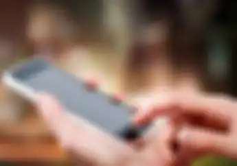 Harap-harap Cemas Nunggu SMS di HP, Bantuan Rp 3,55 Juta Sebentar Lagi Diumumkan Pemerintah
