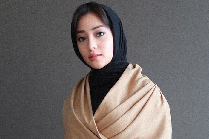 Nikita Willy ungkap alasannya tak memakai pakaian seksi dan mulai belajar menutup aurat