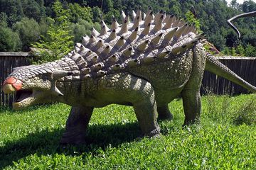 Makanan Terakhir Dinosaurus Ini Ungkap Cara Aneh dalam Mencari Makan