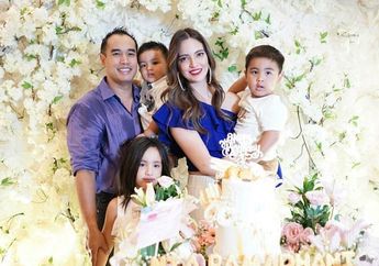 Beruntungnya Nggak Kira-kira usai Dipersunting Anak Konglomerat, Nia Ramadhani Datangkan Kuda ke Rumah Demi sang Buah Hati, Netizen: Enak ya Jadi Orang Kaya!