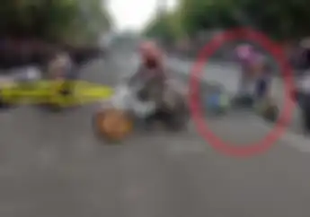 OtoRace: Video Pembalap Adu Jotos Saat Balap Berlangsung di Bojonegoro