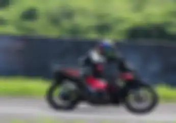 Dari Karbu Dibikin Injeksi, Yamaha Jupiter MX 135 Ini Jadi Juara