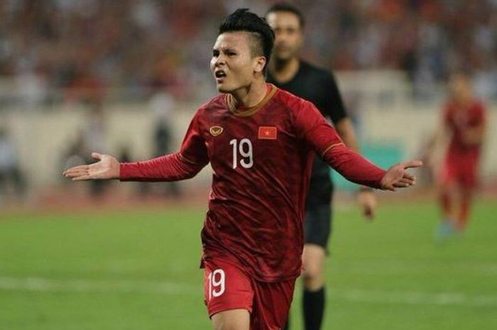 Pemain timnas Vietnam Nguyen Quang Hai dikaitkan Persija Jakarta di bursa transfer Liga 1 2023-2024.