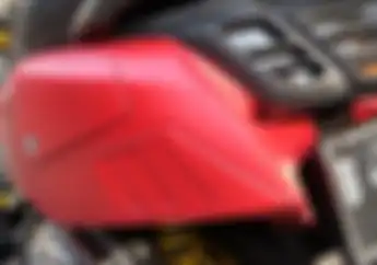 Yamaha NMAX Siap Turing Jarak Jauh, Pasang Side Box Unik Berkapasitas 15 Liter