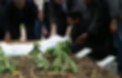 Selamat Jalan untuk Selamanya, sang Istri Berderai Air Mata Lepas Kepergian Suaminya Menghadap Illahi, Kini Hanya Tinggal Kenangan Aktor Kondang ini