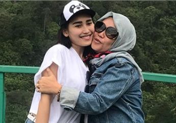 Tak Tahan Lihat Ayu Ting Ting Masih Menjanda, Umi Kalsum Berikan Lampu Hijau Jika Ada Mantan yang Ingin Kembali ke Pelukan Anaknya dengan Satu Syarat Ini