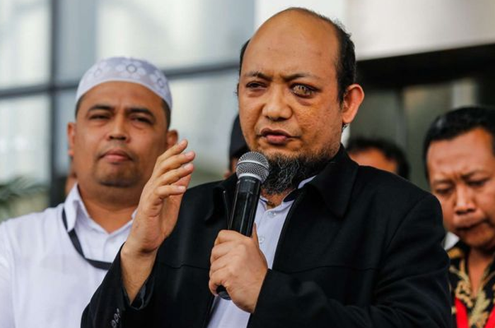 Penyidik Komisi Pemberantasan Korupsi (KPK), Novel Baswedan membeberkan alasan wajahnya tidak terbakar meski tersiram air keras.
