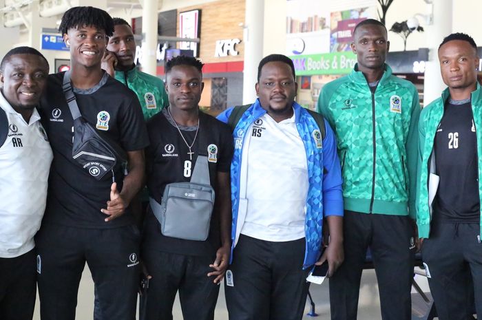 Skuad Timnas Tanzania di Bandara Julius Nyerere, Dodoma sebelum berangkat ke Jakarta