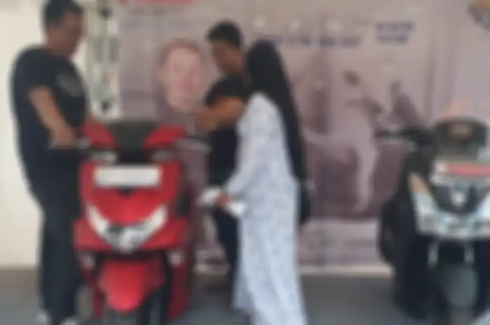 Suasana booth Yamaha di Parade Test Drive &amp; Ride GridOto