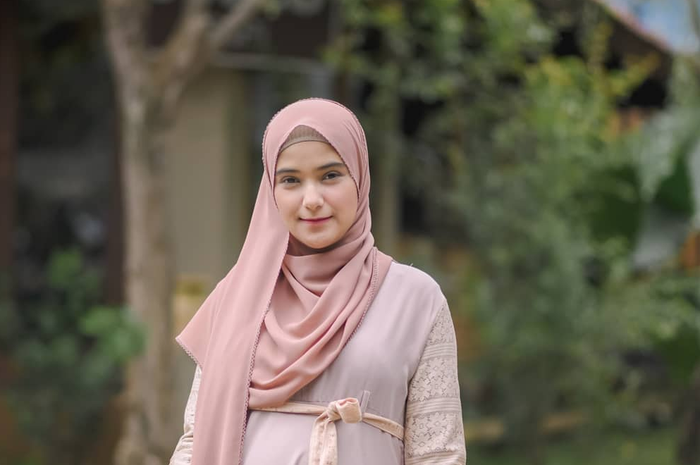Nadya Mustika