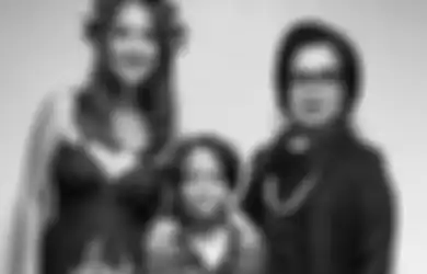Putrinya Jadi Janda Sekaligus Orang Tua Tunggal, Ibunda BCL Ungkap Kondisi Sang Anak Pasca Kepergian Ashraf Sinclair, Emmy Muchlis: Kartini Buat Noah...