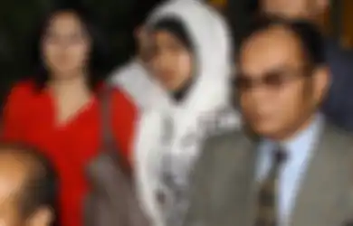 Keblinger Manuver Cinta Mantan Bupati Garut, Wanita Ini Telan Pil Pahit Ditalak Lewat SMS Setelah 4 Hari Jadi Istri, Begini Nasibnya Kini