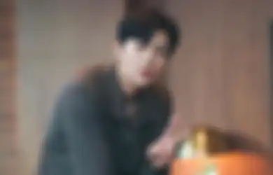 Kariernya Bak Hancur Hanya dalam Semalam, Peramal Ini Terawang Masa Depan Kim Seon Ho, Ungkap Sang Aktor Bakal Kembali ke Dunia Hiburan Lagi