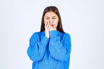 Susah Tidur? Ini Cara Menghilangkan Sakit Gigi dengan Cepat Tanpa Obat