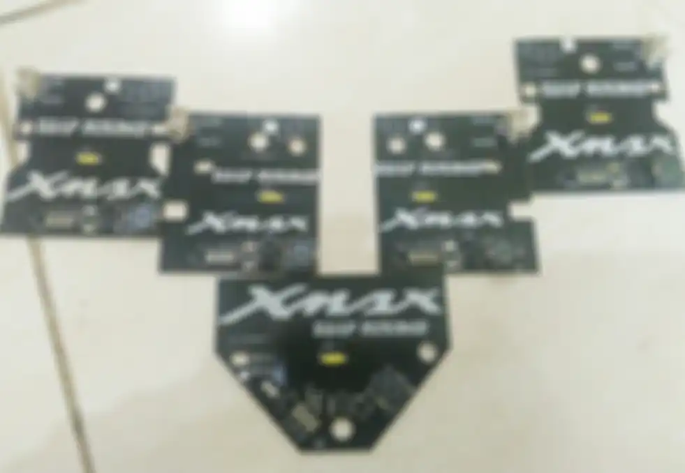 harga Rp 750 ribu-Rp 1,5 juta ini ada 4.000 kelvin, 5.500 kelvin, dan 6.000 kelvin yang juga bisa dikombinasi