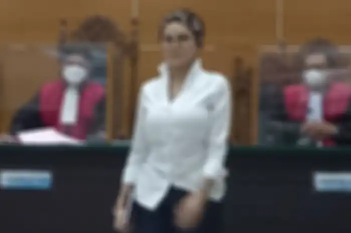 Nikita Mirzani akan menjalani sidang lanjutan kasus dugaan pencemaran nama baik Dito Mahendra hari ini, Snein (21/11/2022).