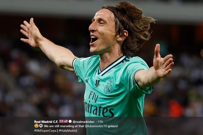 Gelandang Real Madrid, Luka Modric, melakukan selebrasi setelah menjebol gawang Valencia pada semifinal Piala Super Spanyol, Rabu (8/1/2020).