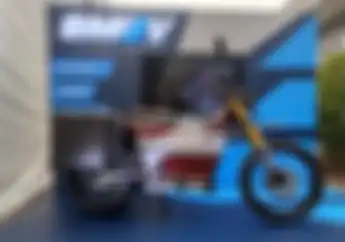 Berkonsep Turing, Motor Listrik Bikinan Lokal SMEV EM-1 Sekali Charge Bisa Ngacir 110 km