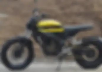Kawasaki Bajaj Pulsar 200 NS Neo Scrambler Kepunyaan Juragan Apparel