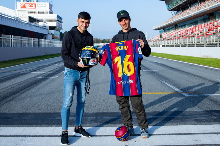 Sederet Pembalap MotoGP 2022 Penggemar FC Barcelona