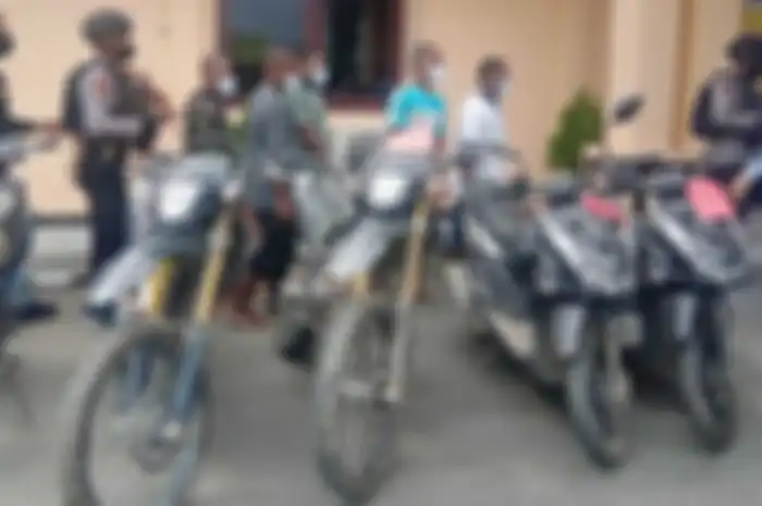 Modus Pencuri Motor Honda BeAT dan Kawasaki KLX di Papua