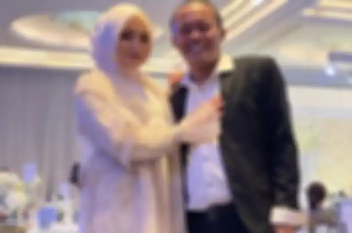 Sule dan Nathalie Holscher 