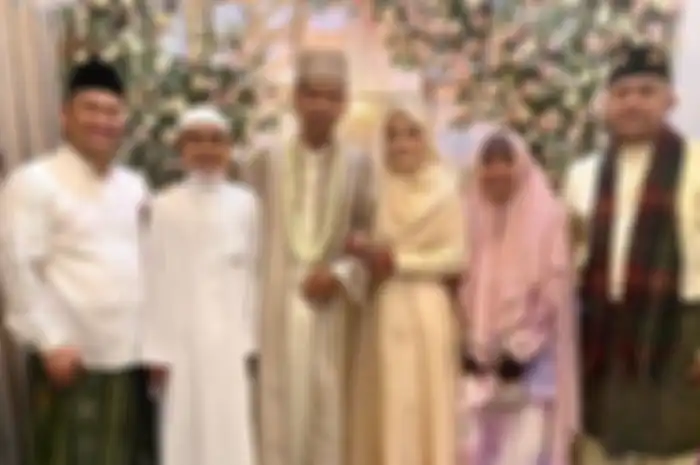 Potret Pernikahan Ustaz Abdul Somad dengan Fatimah Az Zahra.