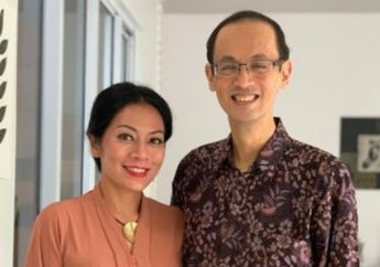 Sang Suami Meninggal Dunia Akibat Stroke dan Pendarahan Otak, Dee Lestari Ungkap Permintaan Reza Gunawan Sebelum Berpulang: Sudah Sesuai...